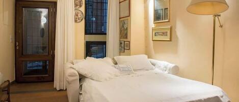 1 sovrum, strykjärn/strykbräda, wi-fi och sängkläder