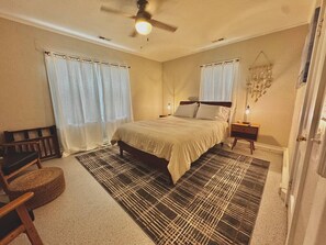 2 Schlafzimmer, Zimmersafe, Bügeleisen/Bügelbrett, kostenloses WLAN