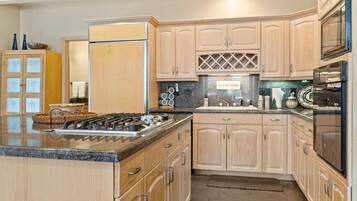 ุซูุงุฌุฉุ ู
ููุฑููููุ ูุฑูุ ู
ููุฏ ุทูู ู
ุณุทุญ