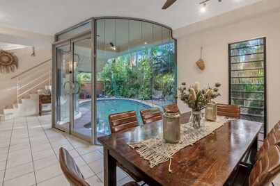 Zen Serene Seascape: Family Pool ~ BBQ ~ Markets