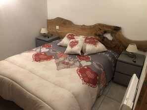 2 bedrooms, free WiFi