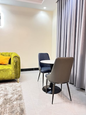 Luxury Apartment, Balcony, City View | Living area