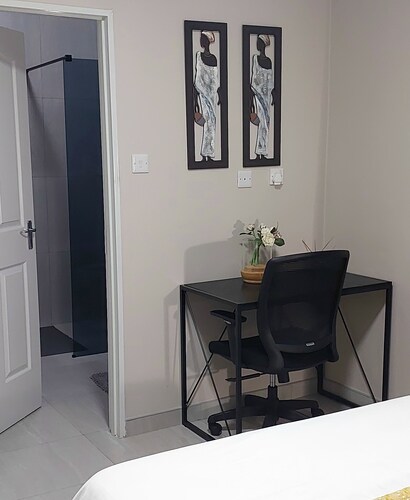Kendi's Inn Self Catering Apartments 