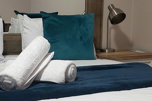 Standard Apartment | 5 bedrooms, soundproofing, WiFi (free), bed sheets