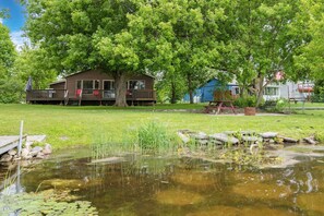 House | 3 bedrooms - Charming Lakeside Cottage (Kawartha Lakes)