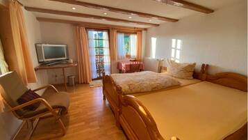 1 chambre, accĂšs Internet, draps fournis