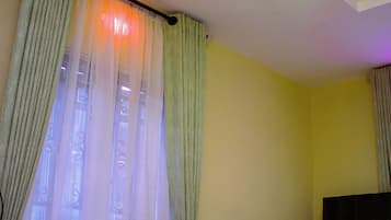 Comfort Apartment | 1 bedroom, blackout drapes, free WiFi