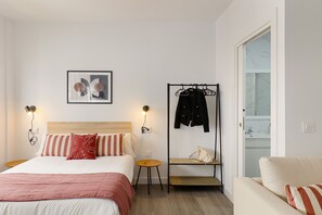 Strykejern/-brett, wi-fi (inkludert) og sengetøy