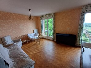 Smart TV - Grande Maison 4 ch Superbe vue (Orbeil)