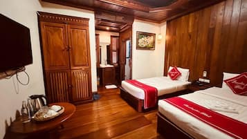 Twin Room, Garden View | Free WiFi, bed sheets