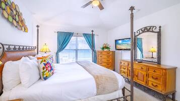 4 bedrooms, iron/ironing board, WiFi