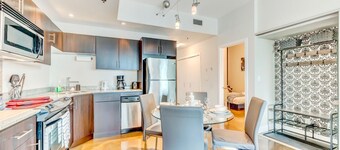 Luxury Condo with City Views Near Stampede Park