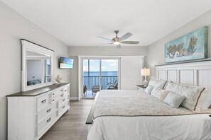 Fer et planche à repasser, Wi-Fi gratuit, draps fournis