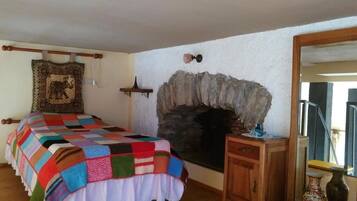 2 bedrooms, bed sheets, wheelchair access