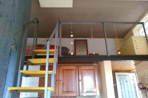 Interior - House inserted in a hamlet of 1600, in the green, behind the 5 Terre (Riccò del Golfo di Spezia)