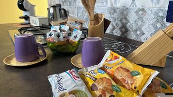 Kaffee und/oder Kaffeemaschine