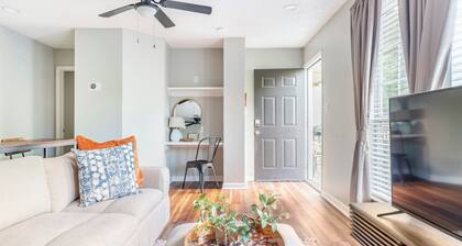 4 Bed, 2 Bath, Dog Friendly, Well Equipped Kitchen, Easy 1 Mile to Jordan-Hare, Ample Parking, Pool