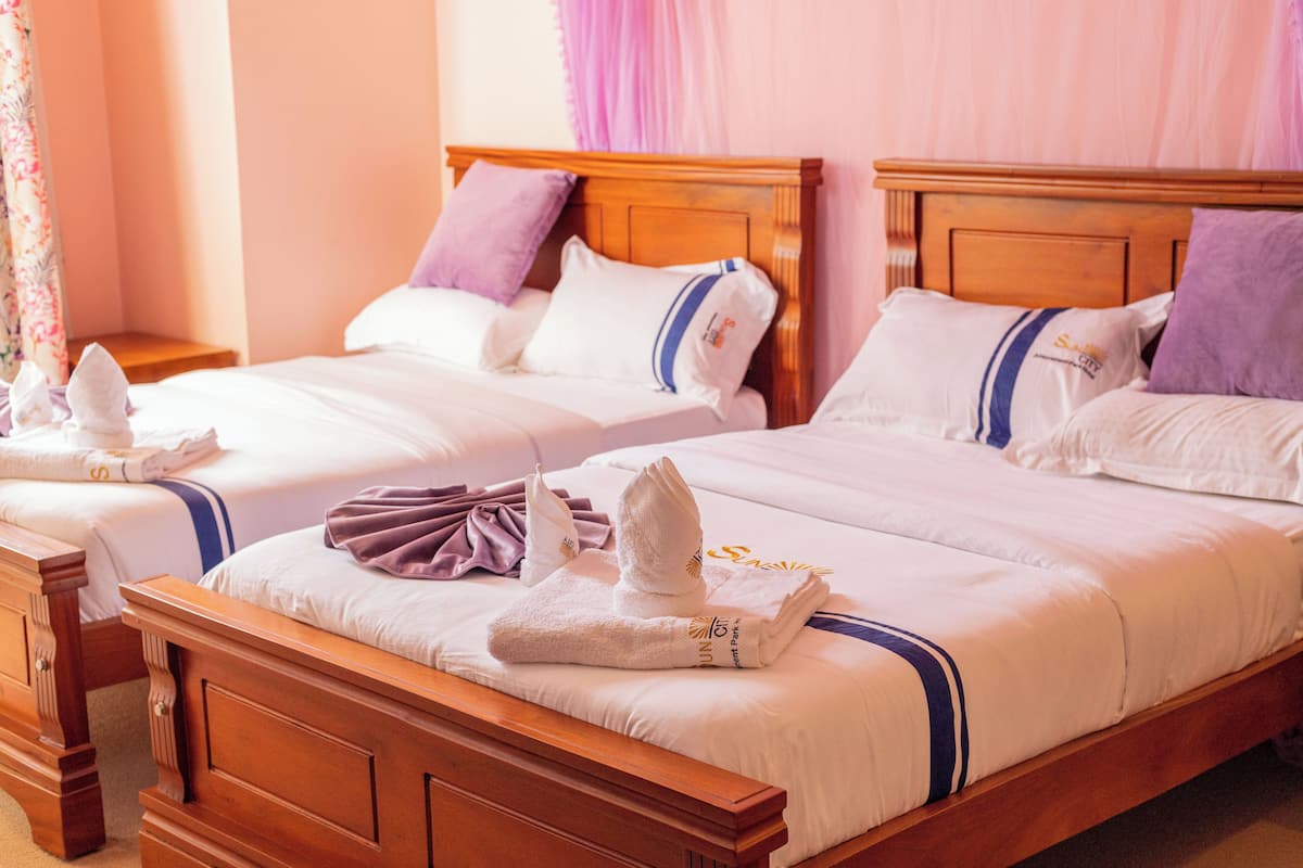 Standard Double or Twin Room | Bathroom