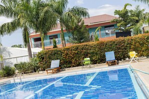 10 outdoor pools - Sun City Amuzement Park Hotel Soroti (Soroti)