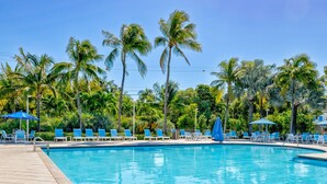 Pool - Aqua Vista Ocean Pointe 3307 (Tavernier)