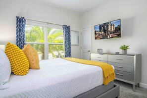 4 bedrooms, desk, iron/ironing board, travel crib