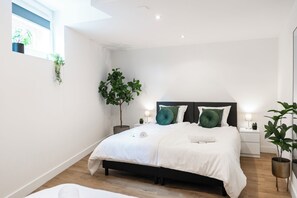 2 sovrum, strykjärn/strykbräda, gratis wi-fi och sängkläder