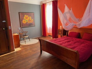 4 bedrooms, free WiFi, bed sheets