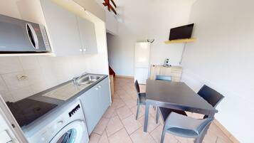 Réfrigérateur, micro-ondes