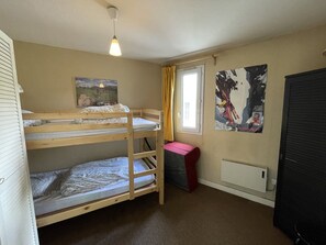 1 bedroom