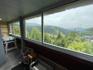 Interior - Cozy T2 Cabin with Balcony, Ski Access, and Pet-Friendly (Le Lioran)