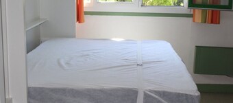 Charming Studio Near Ski Slopes with Great Amenities