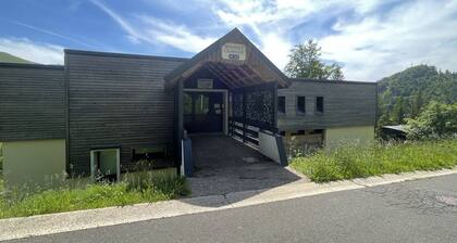 Beautifully renovated T2 apartment with balcony at the ski slope