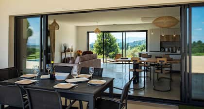 Villa des pins - sud ArdĂšche 4 lits - 6 pers