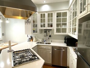 Fridge, microwave, oven, stovetop - Georgetown Pristine Historic Row House, 3 level, 3 BR, 3 BA (Washington)