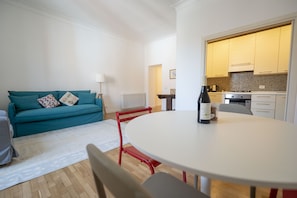 Living area - Bright and Lovely Apartment in San Lorenzo (Roma)