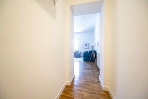 Interior - Bright and Lovely Apartment in San Lorenzo (Roma)
