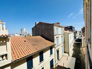 View from property - RENOVATED STUDIO TOWN CENTRE AND LARGE BEACH SABLES 2 PERS. (Les Sables-d´Olonne)