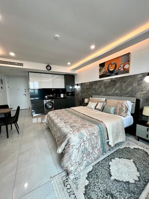 1 bedroom, iron/ironing board, free WiFi, bed sheets - Luxury Studio Apartment near Airport (Accra)