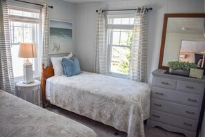 3 chambres, fer et planche à repasser, Wi-Fi gratuit