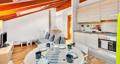 LA MANSARDA DI CLOE - Affitti Brevi Italia