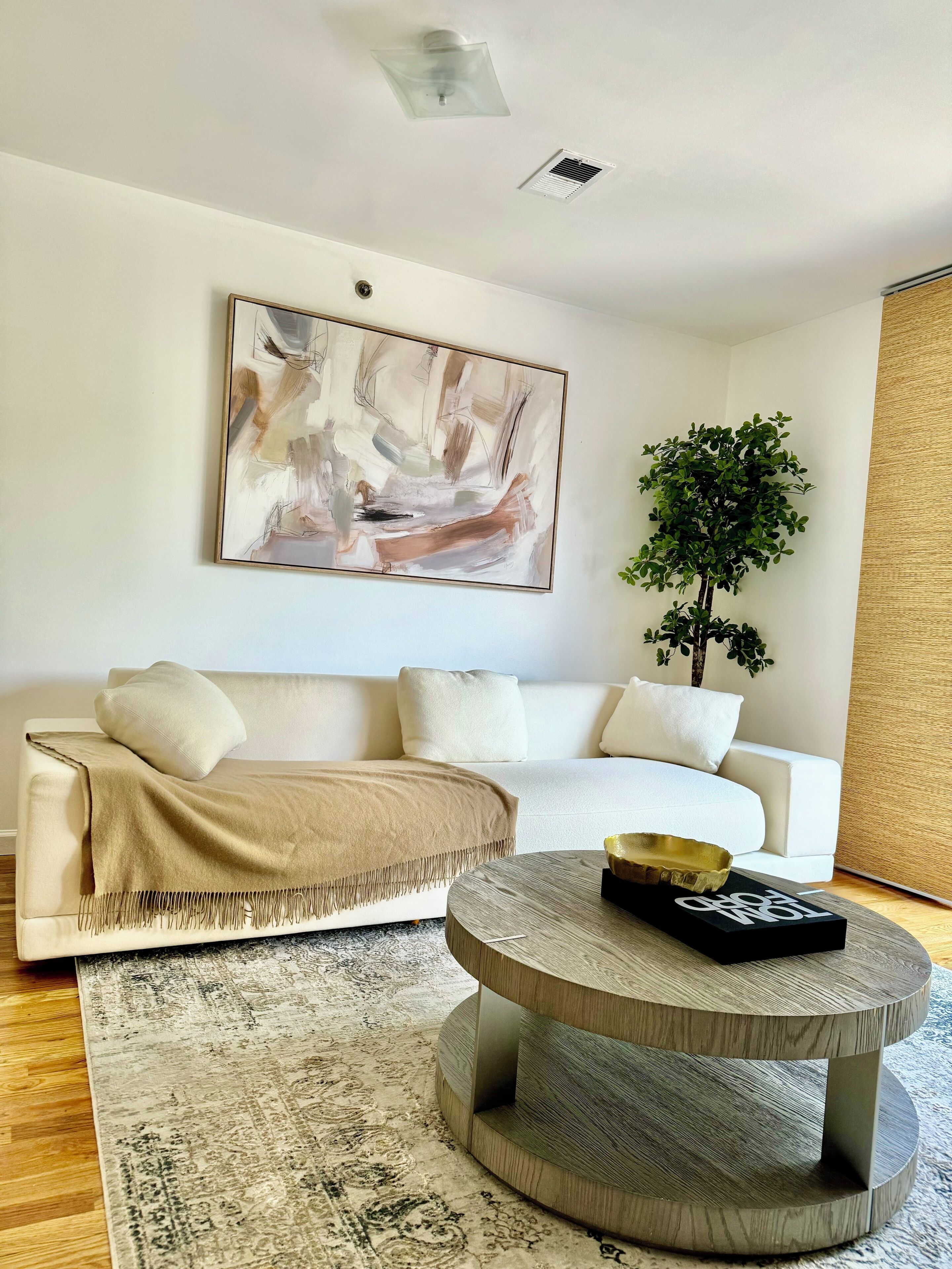 Charming 3-bedroom apartment in Newark 5 min from EWR Airport