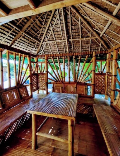 Bethany Point with Whale Shark Pool