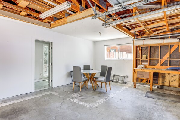 Interior - Convenient Running Springs Home - Dogs Welcome! (Running Springs)