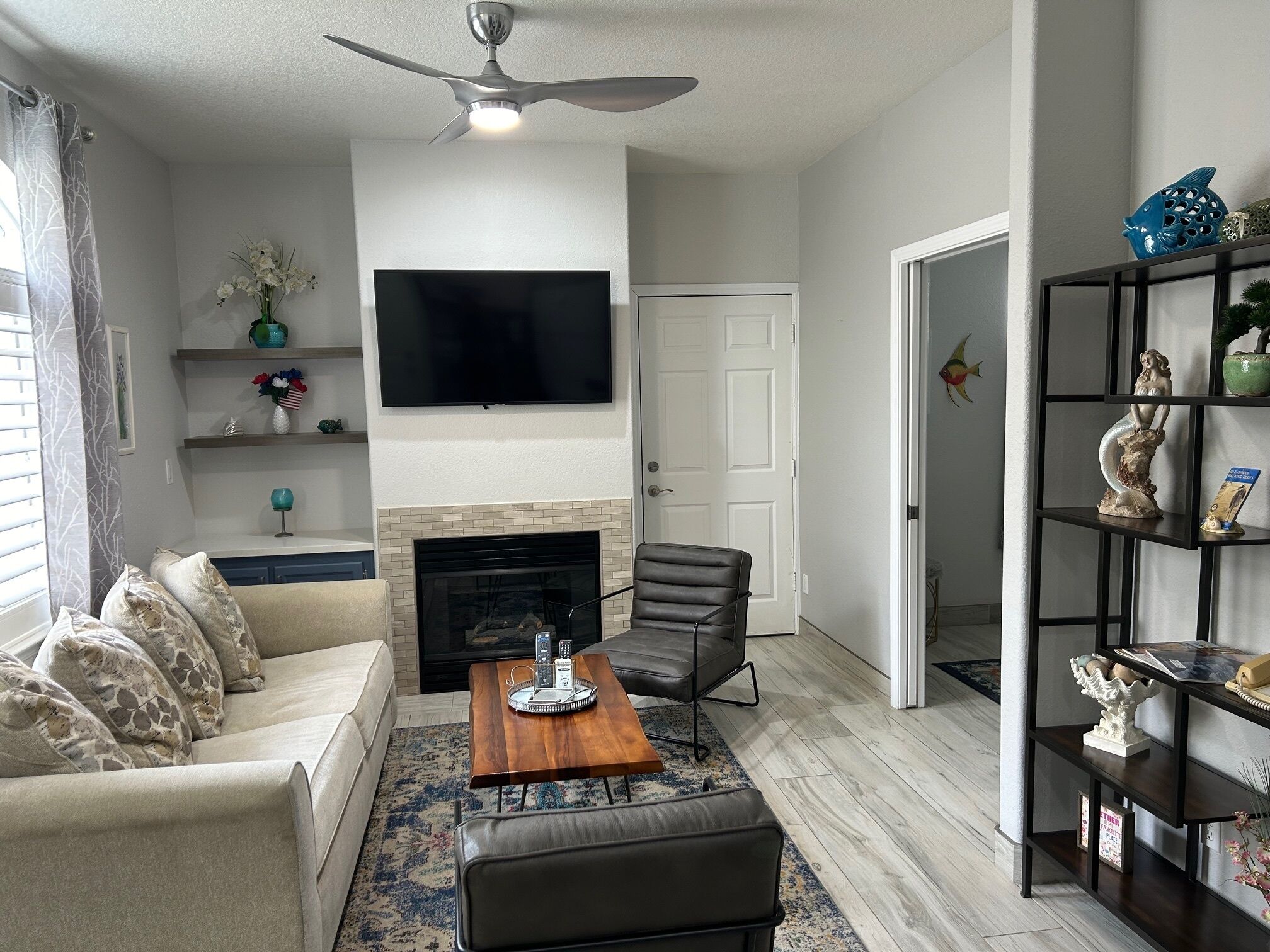 CocoNutz Condo Major