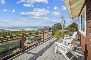 Terrace/patio - The Aerie -Short walk to the Beach! (Cannon Beach)