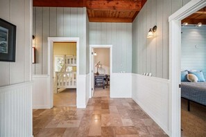 4 camere, Wi-Fi gratuito, lenzuola