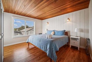 4 bedrooms, free WiFi, bed sheets