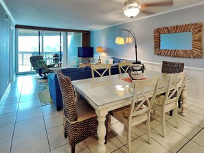 In-room dining - Hibiscus II (St. Augustine)