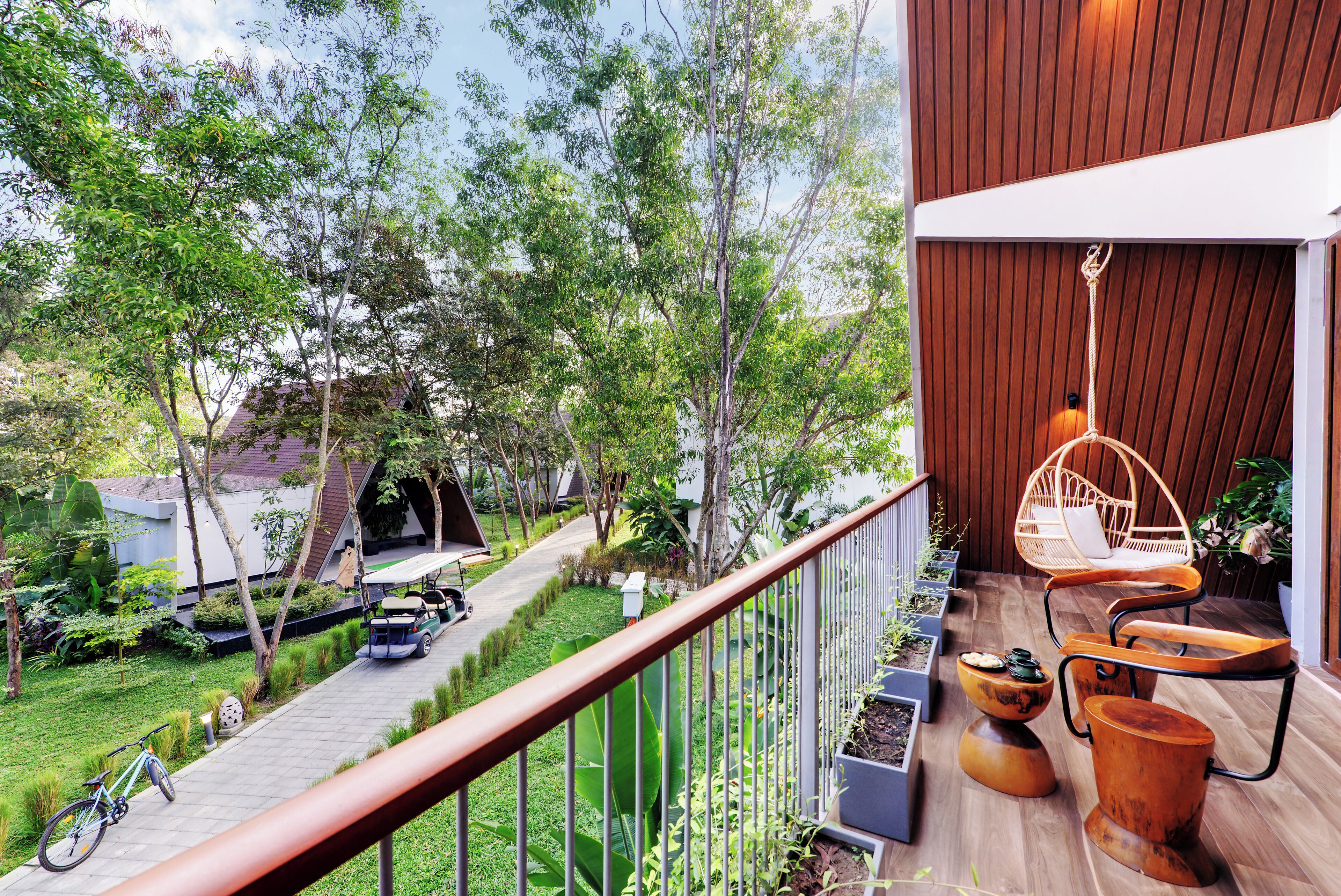 Signature Villa | Balcony
