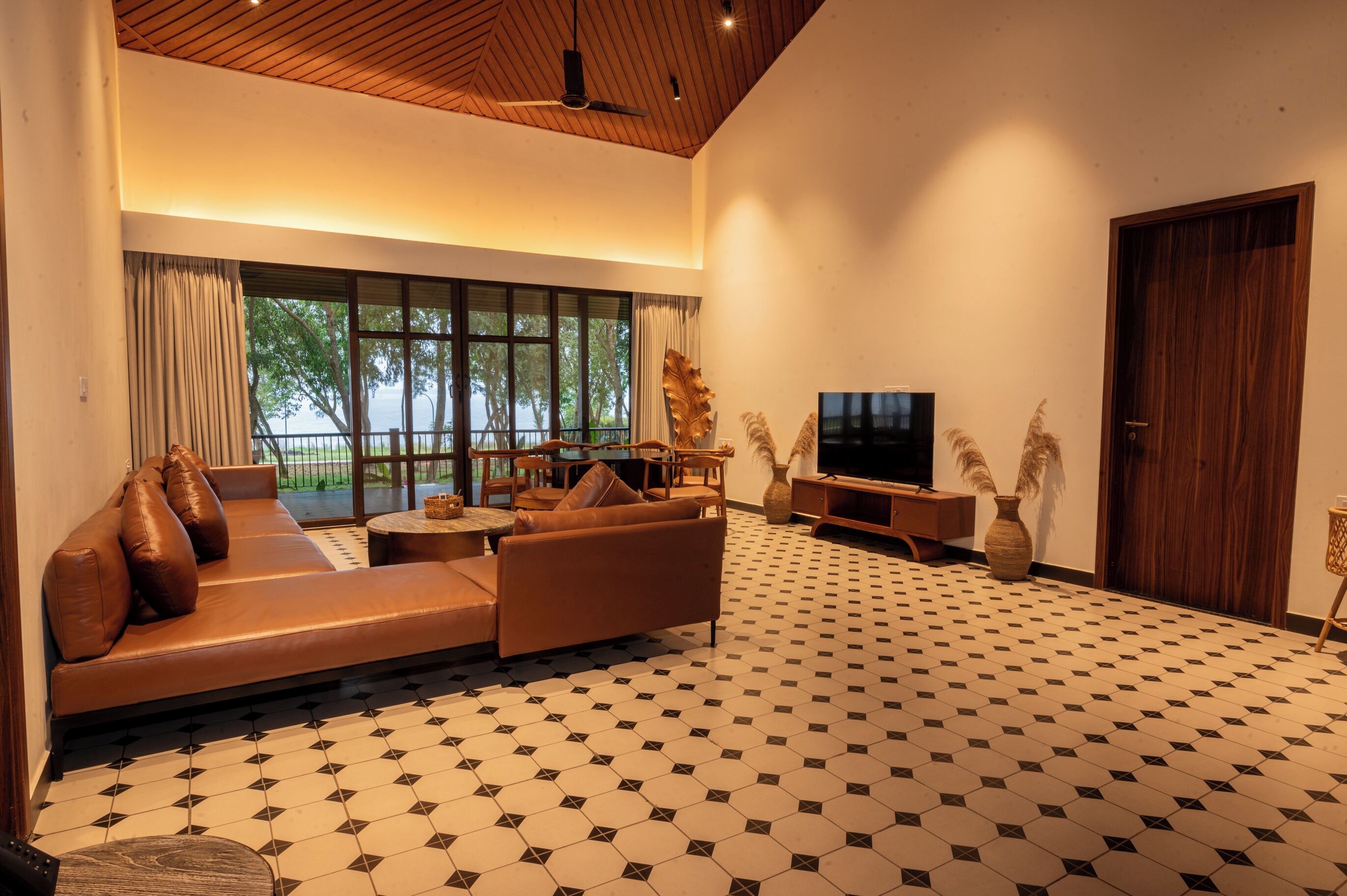 Prestigious Villa | Living area